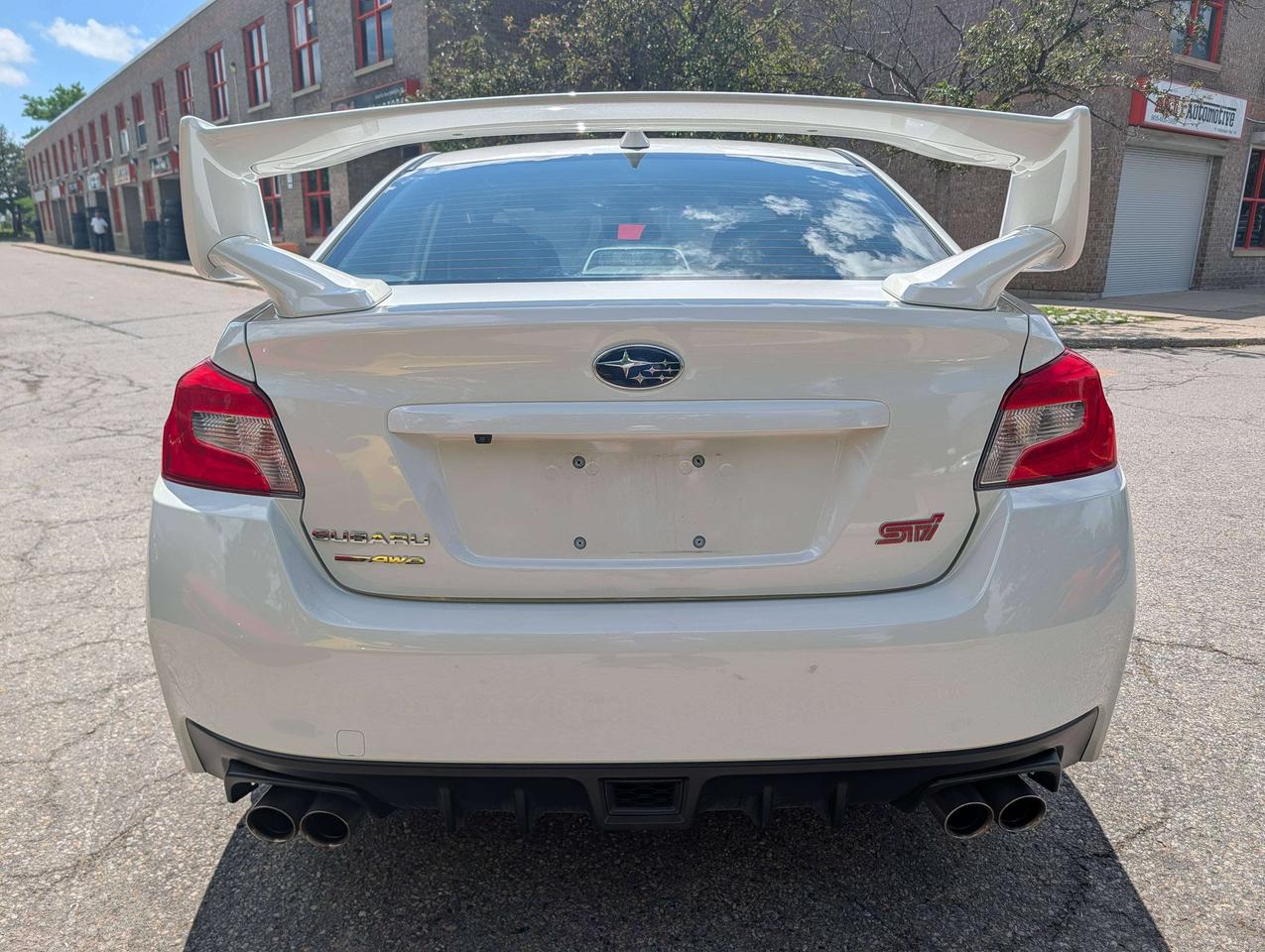 2020 Subaru WRX STI Sport / No Accidents / Low KM / Financing Photo