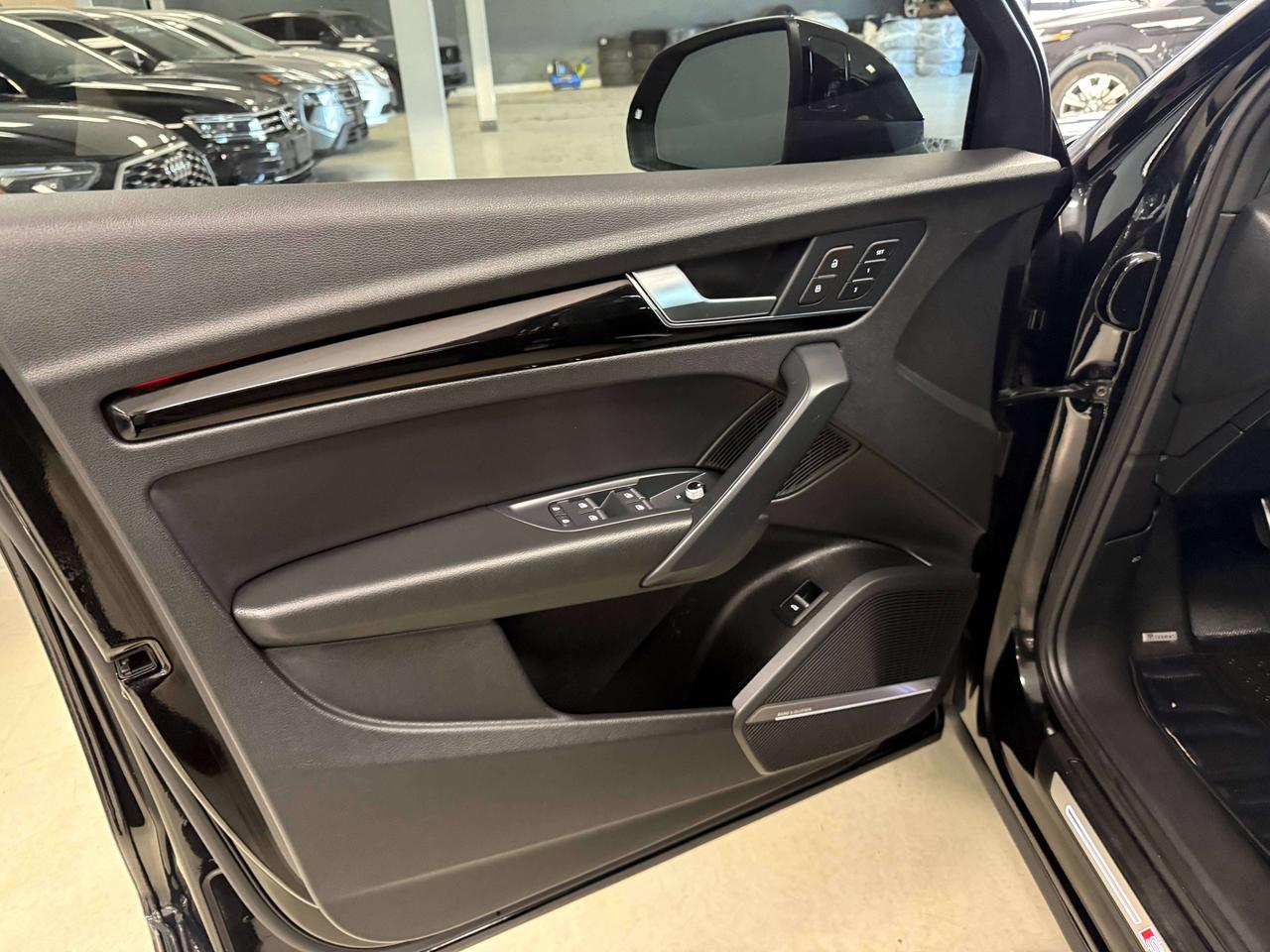 2022 Audi Q5 Technik Photo