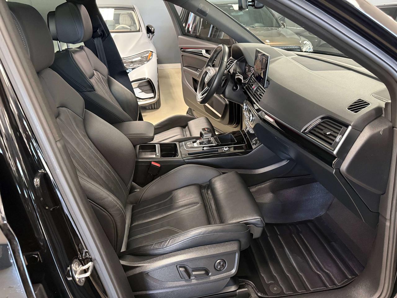 2022 Audi Q5 Technik Photo
