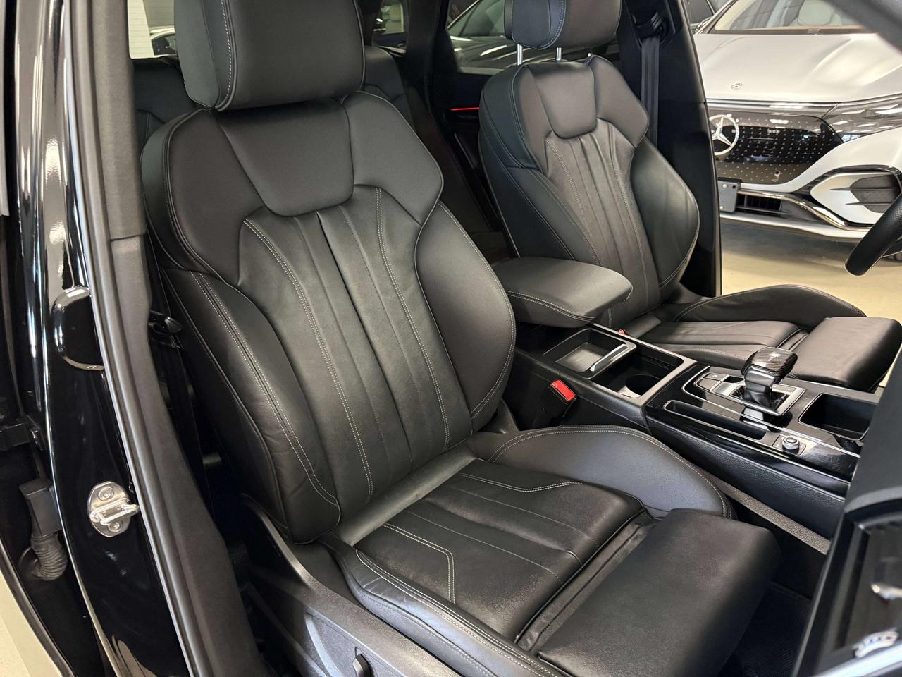 2022 Audi Q5 Technik Photo