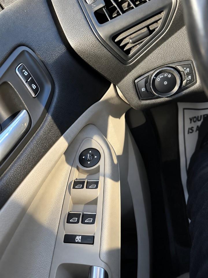 2014 Ford Escape 4WD 4dr SE Photo