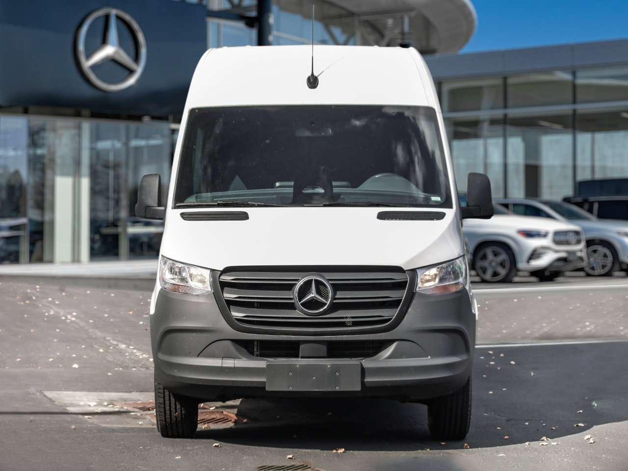 2025 Mercedes-Benz Sprinter High Roof Photo3