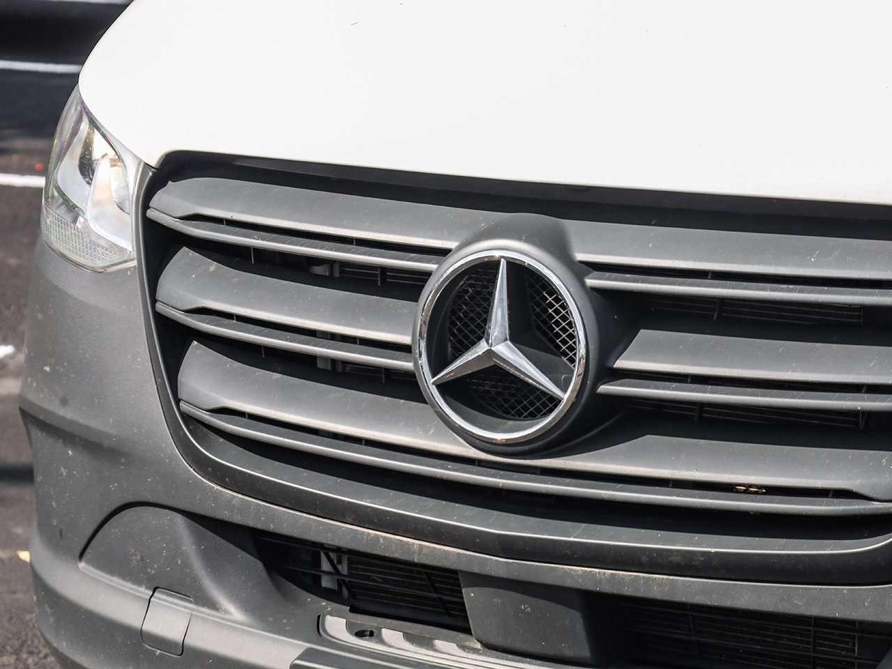 2025 Mercedes-Benz Sprinter High Roof Photo