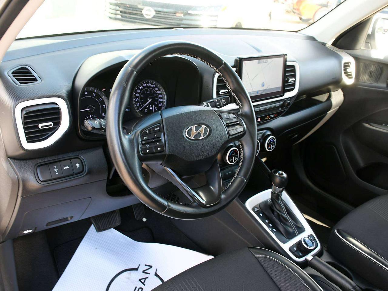 2022 Hyundai Venue Ultimate  - Sunroof -  Android Auto Photo