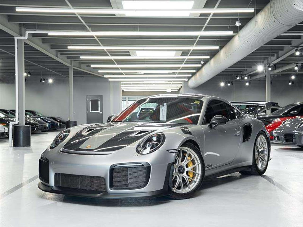 2018 Porsche 911 GT2 RS Photo