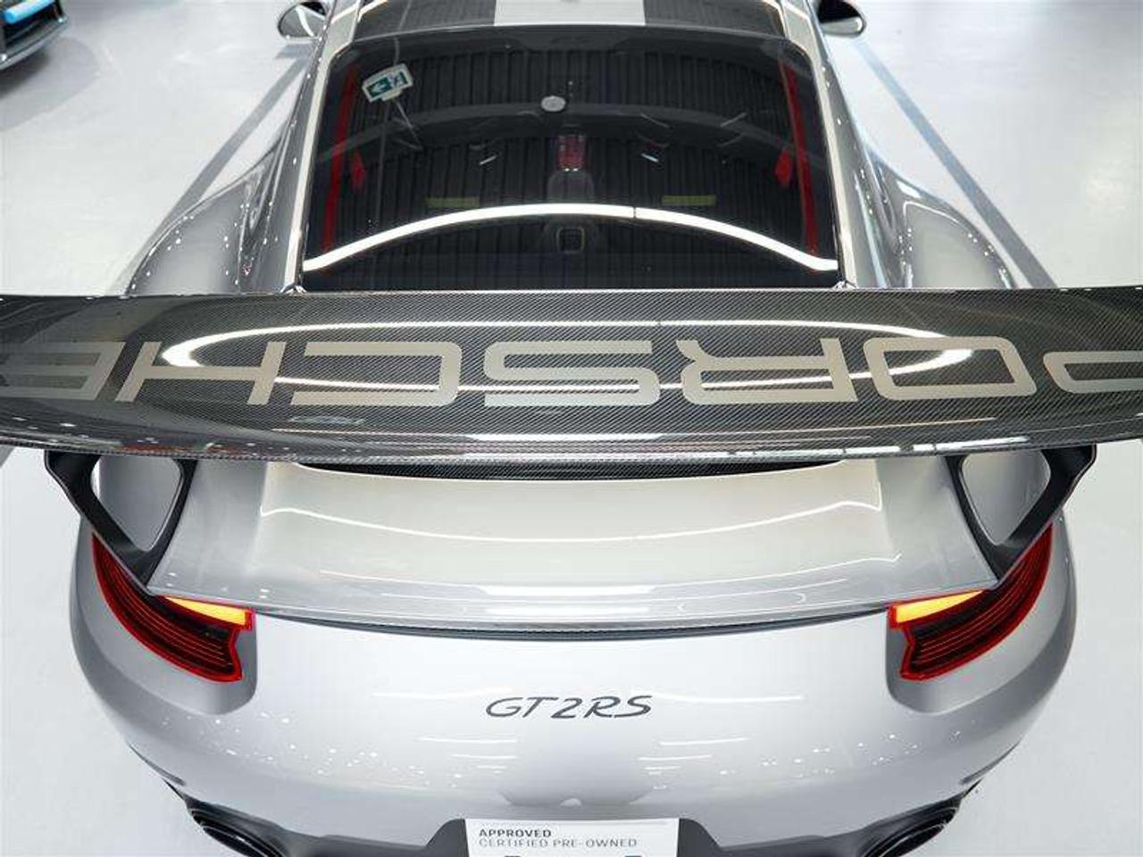 2018 Porsche 911 GT2 RS Photo