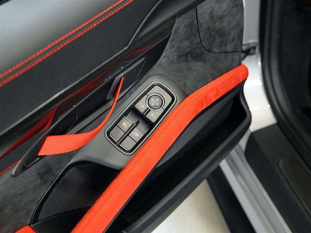 2018 Porsche 911 GT2 RS Photo
