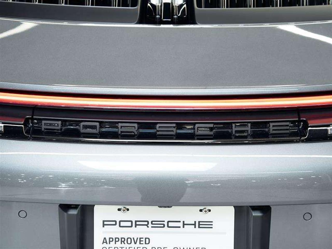 2025 Porsche 911 Carrera GTS Coupe Photo