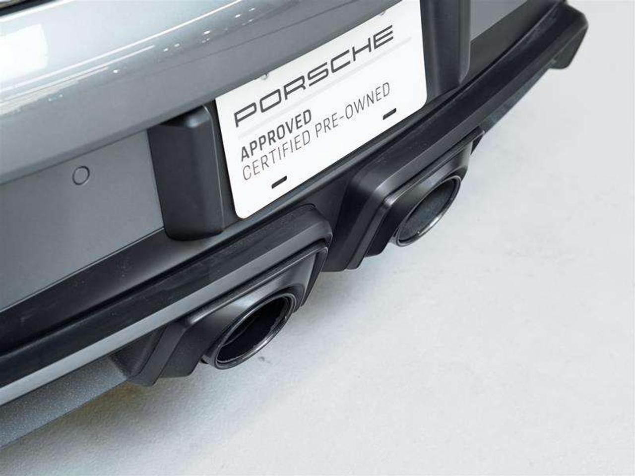 2025 Porsche 911 Carrera GTS Coupe Photo