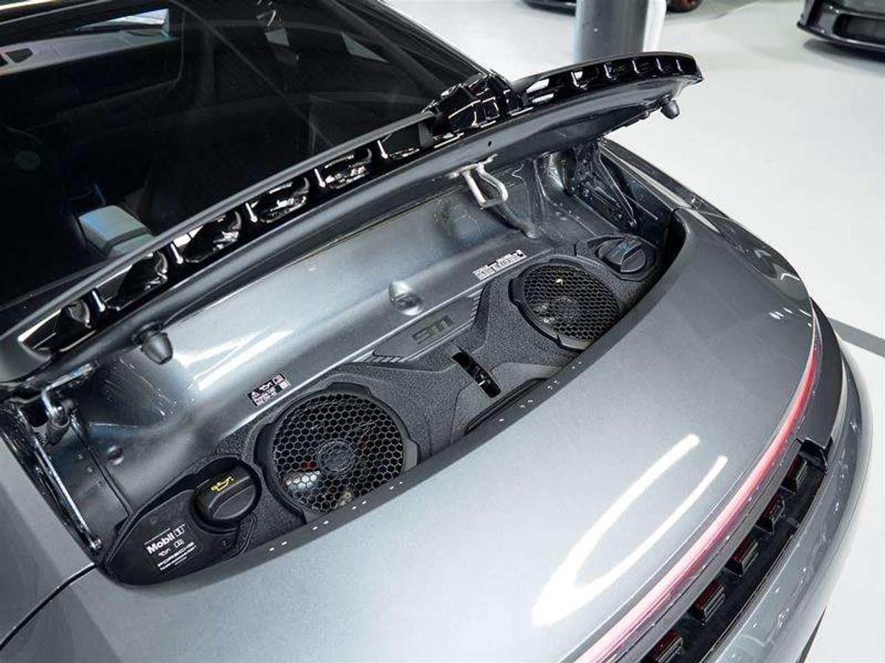 2025 Porsche 911 Carrera GTS Coupe Photo