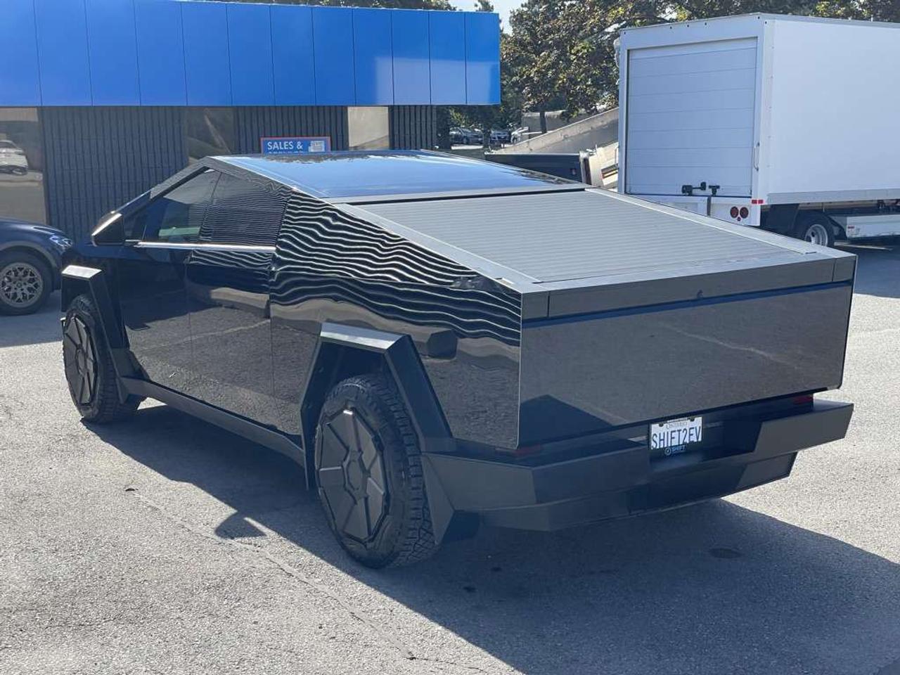 2024 Tesla Cybertruck FOUNDATION   1 Owner   Clean!   Beautiful Wrap! Photo