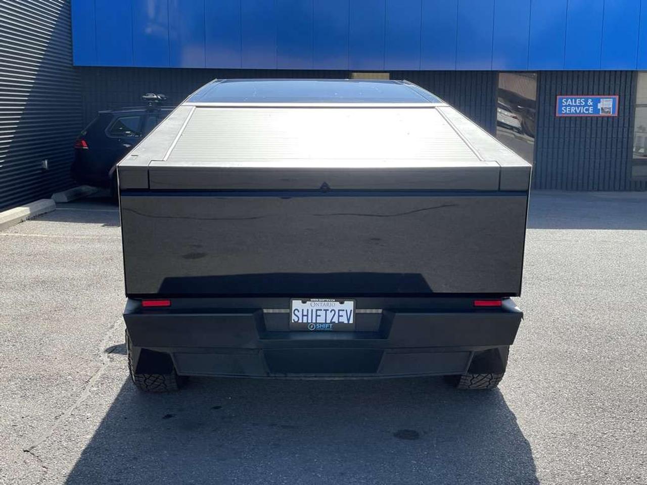 2024 Tesla Cybertruck FOUNDATION   1 Owner   Clean!   Beautiful Wrap! Photo