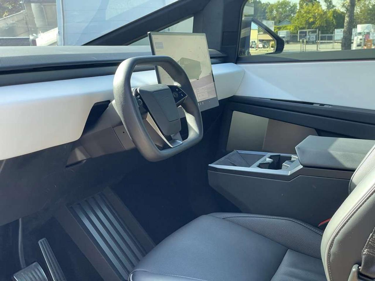 2024 Tesla Cybertruck FOUNDATION   1 Owner   Clean!   Beautiful Wrap! Photo