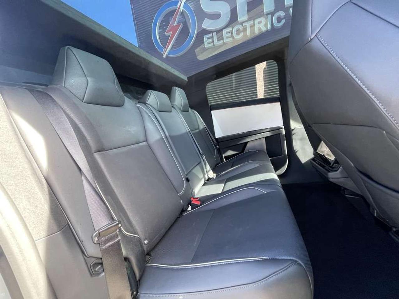 2024 Tesla Cybertruck FOUNDATION   1 Owner   Clean!   Beautiful Wrap! Photo