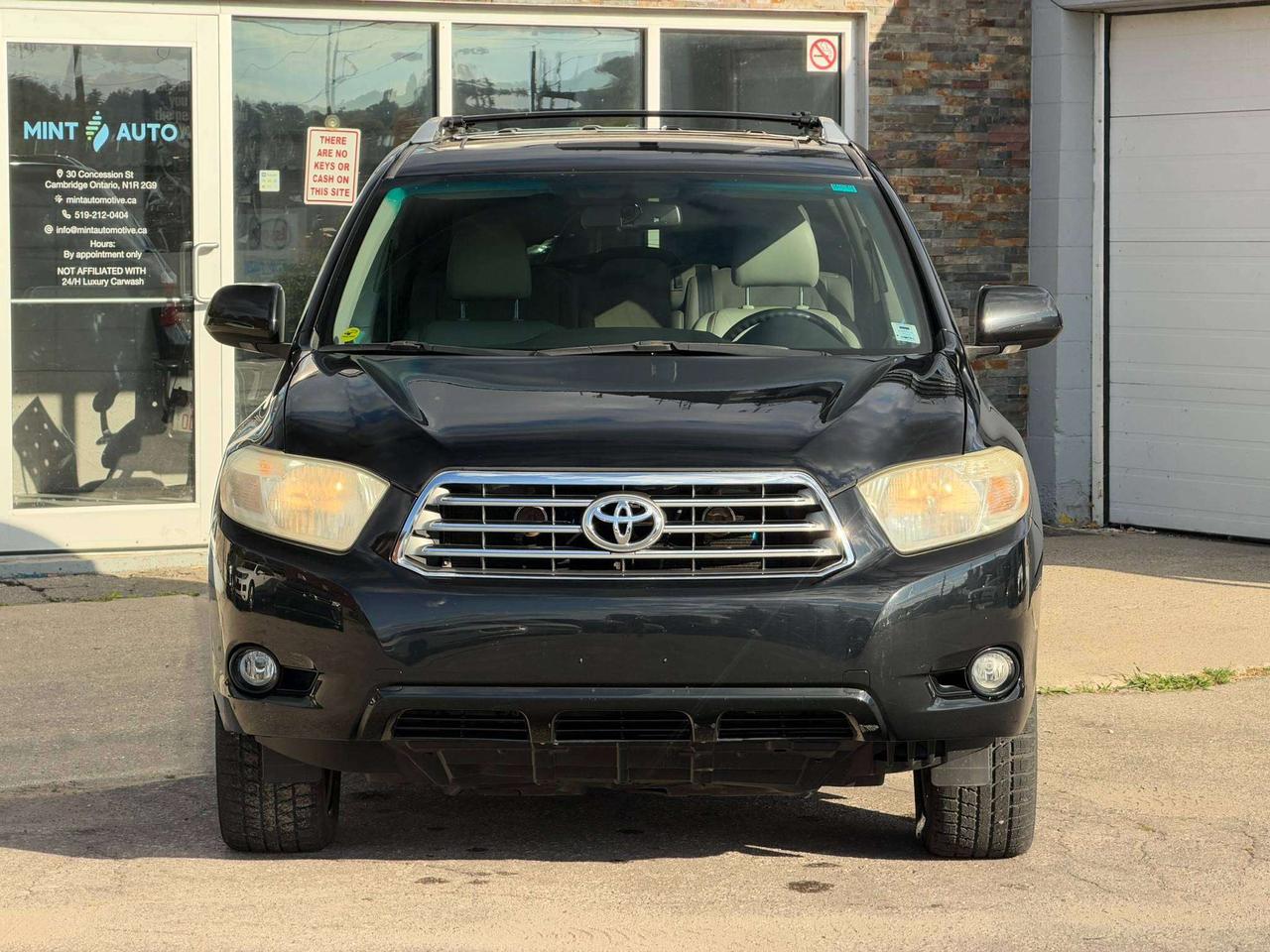 2009 Toyota Highlander Limited 4WD – Clean CarFax   Low Mileage   2 Keys Photo
