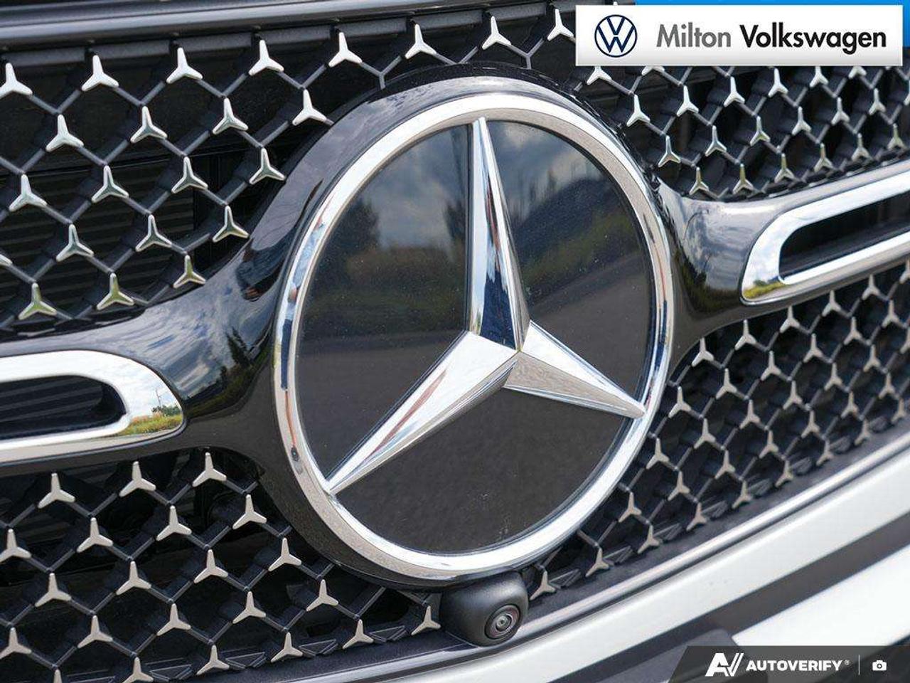 2023 Mercedes-Benz GLC 4MATIC SUV Photo