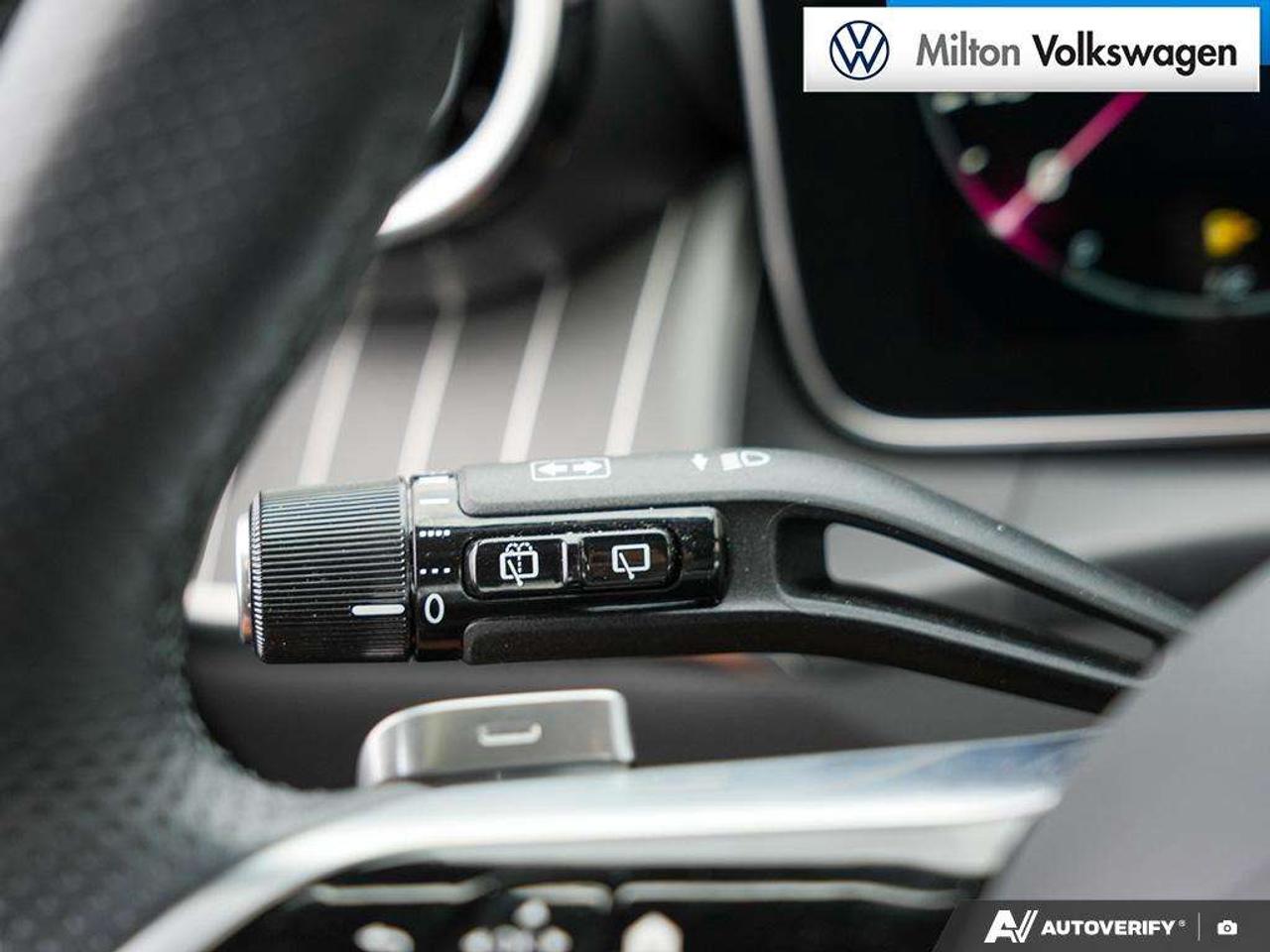 2023 Mercedes-Benz GLC 4MATIC SUV Photo