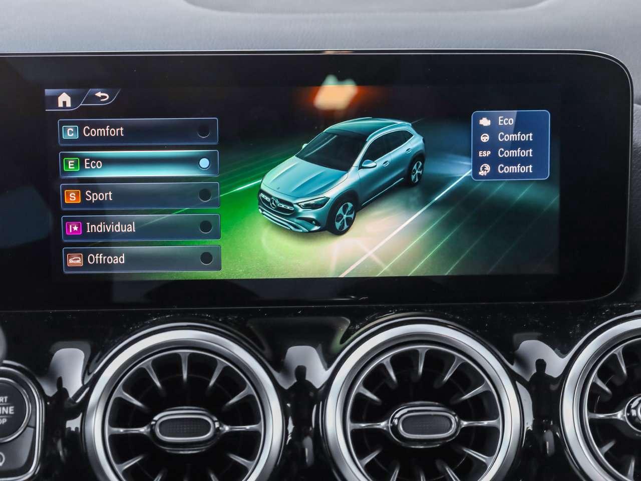 2026 Mercedes-Benz GLA GLA 250 Photo