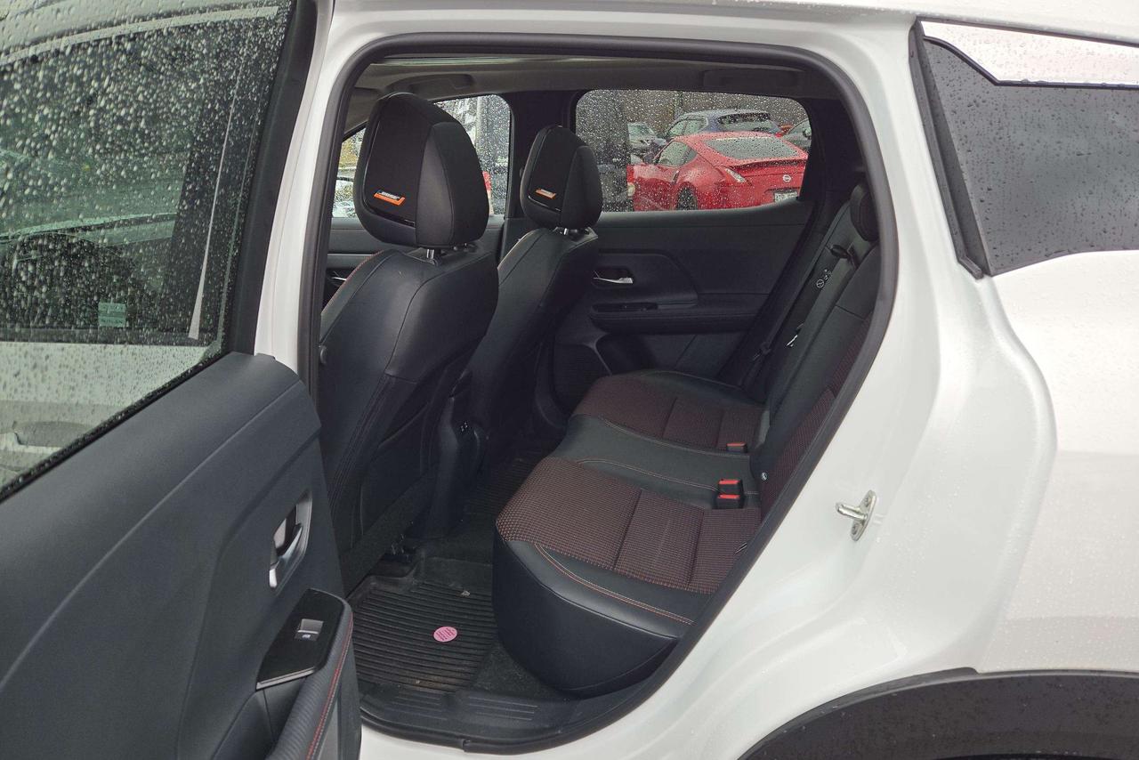 2025 Nissan Kicks SR WHEEL PACKAGE Photo