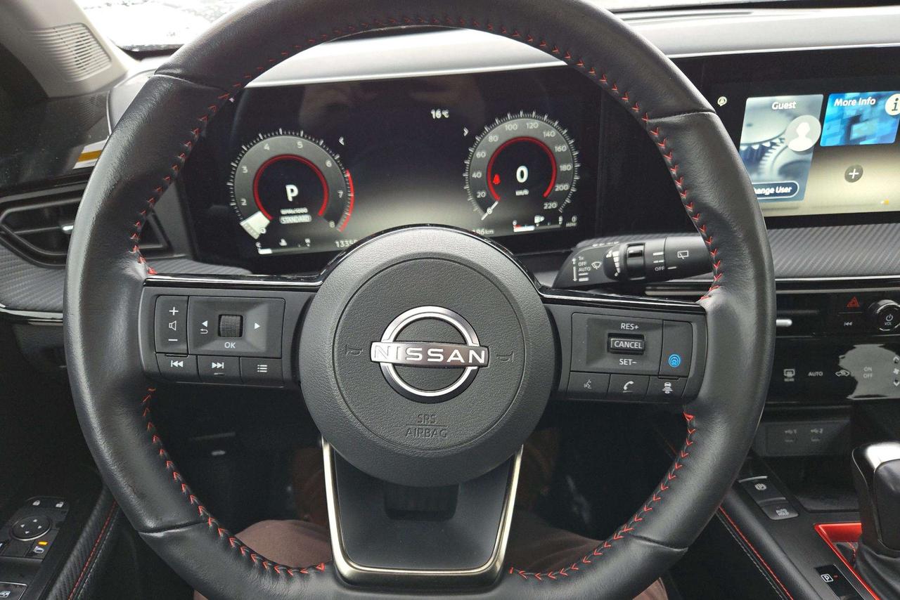 2025 Nissan Kicks SR WHEEL PACKAGE Photo
