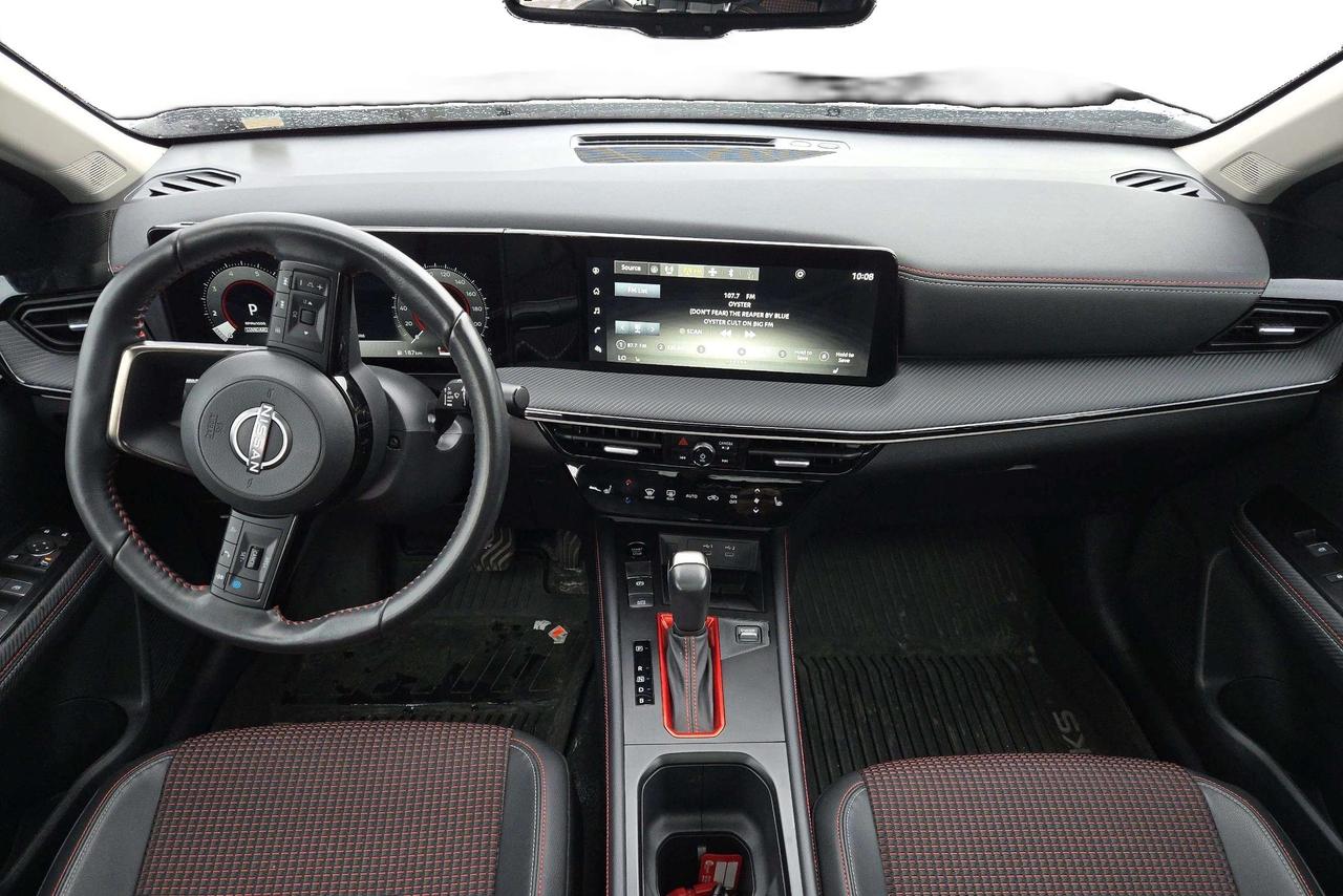 2025 Nissan Kicks SR WHEEL PACKAGE Photo