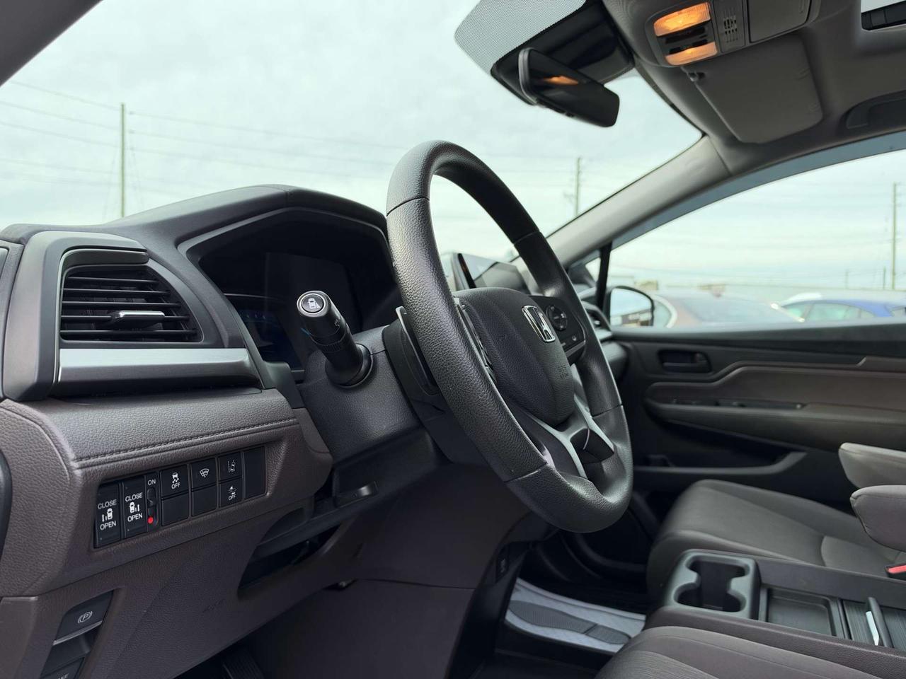 2018 Honda Odyssey EX  ONE OWNER FULL SERVICE HISTORY MINT Photo