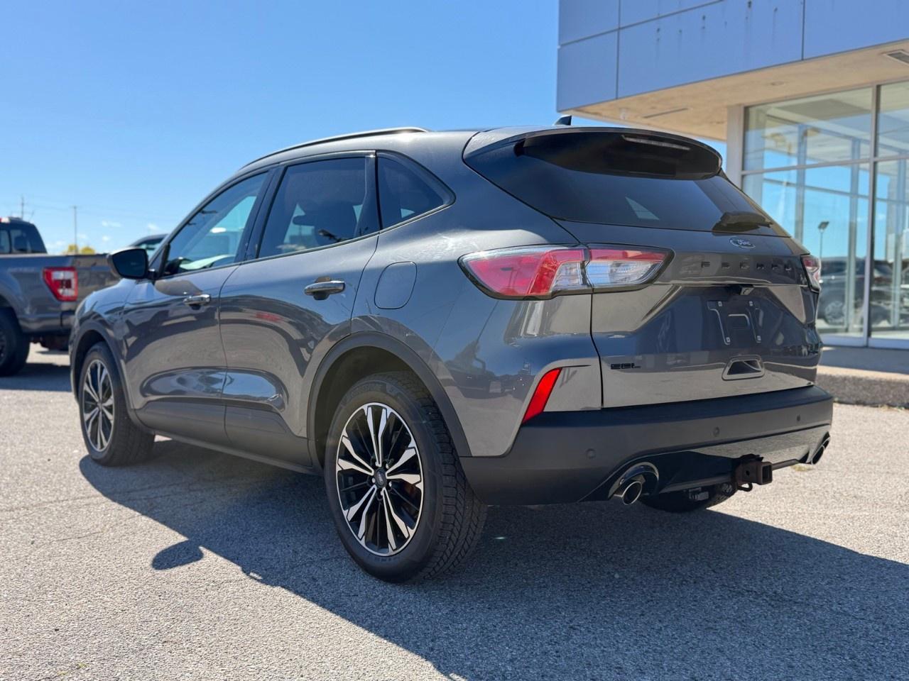 2021 Ford Escape SEL AWD Photo