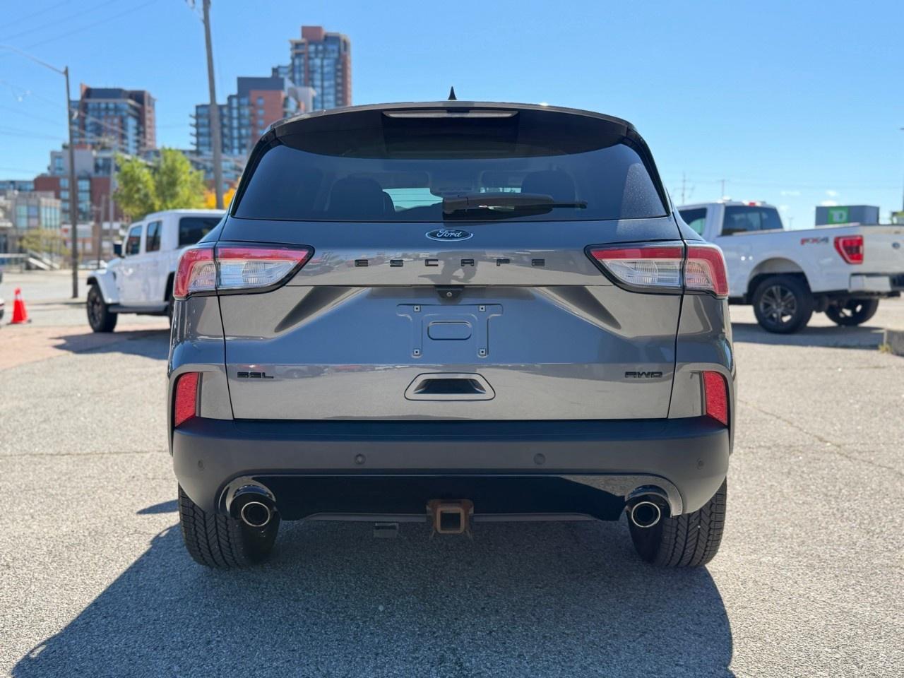 2021 Ford Escape SEL AWD Photo