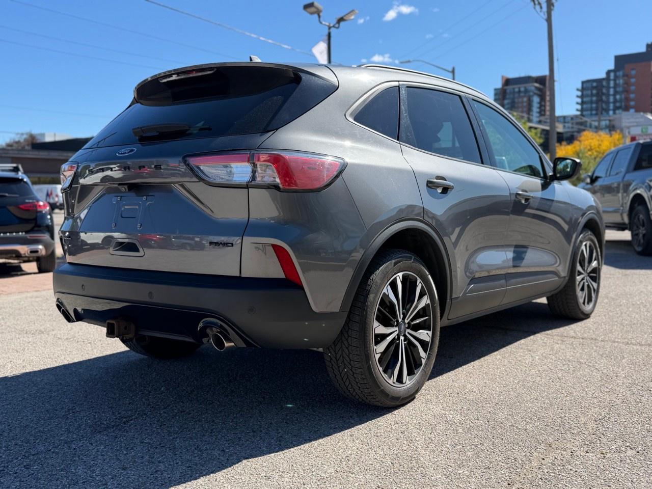 2021 Ford Escape SEL AWD Photo