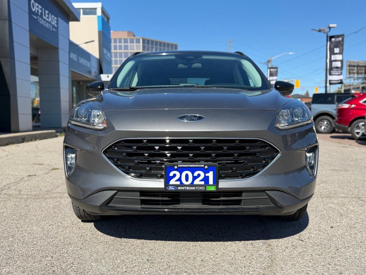 2021 Ford Escape SEL AWD Photo