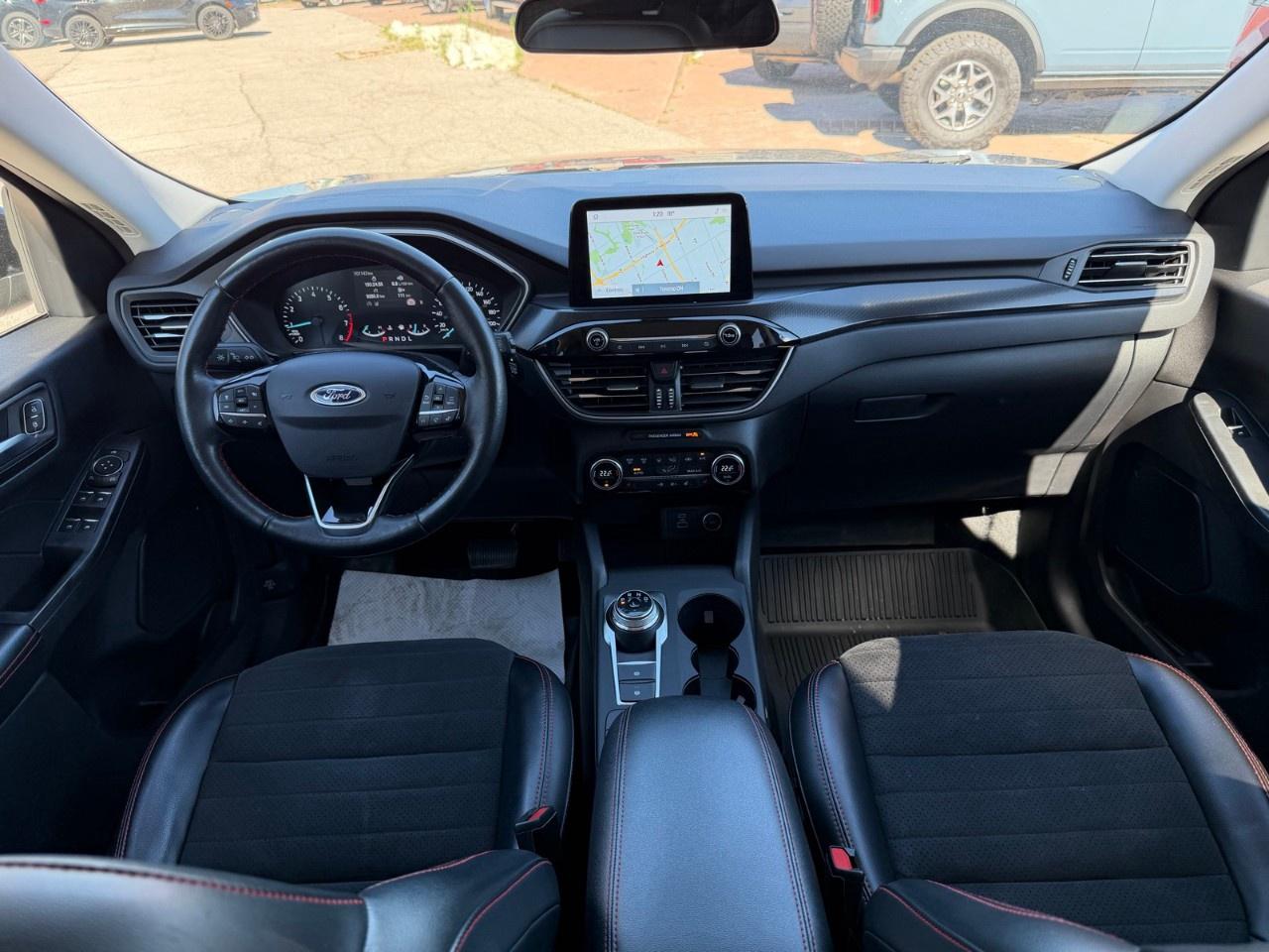 2021 Ford Escape SEL AWD Photo