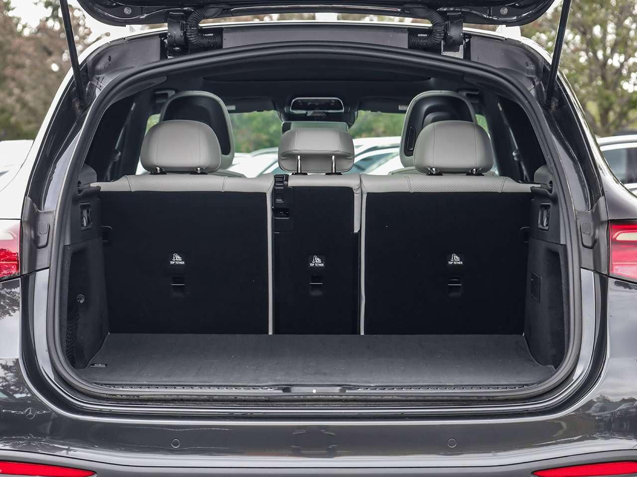2025 Mercedes-Benz GLC GLC 300 Photo