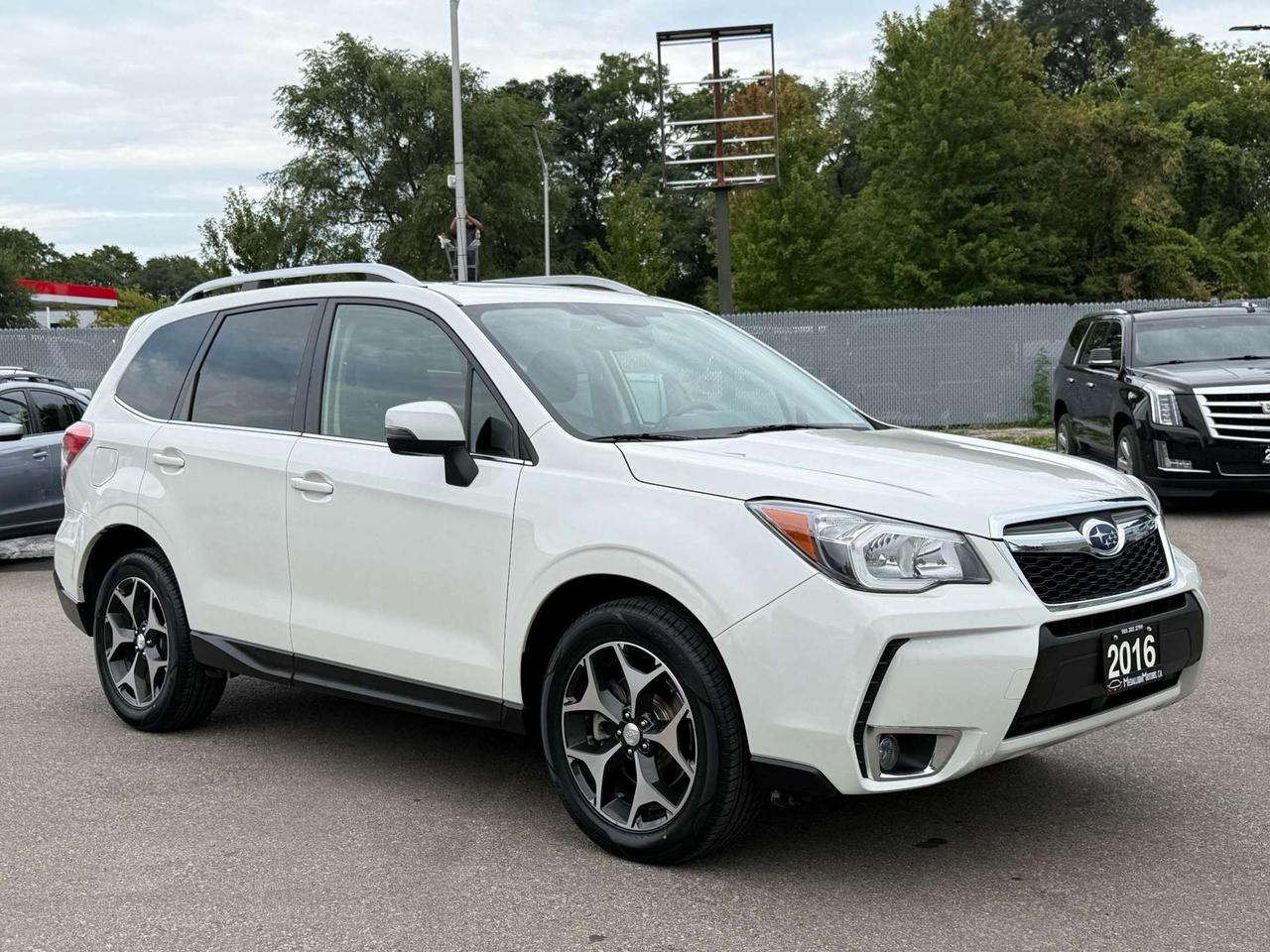 2016 Subaru Forester 2.0 XT Touring w/EyeSight  CERTIFIED MINT Photo