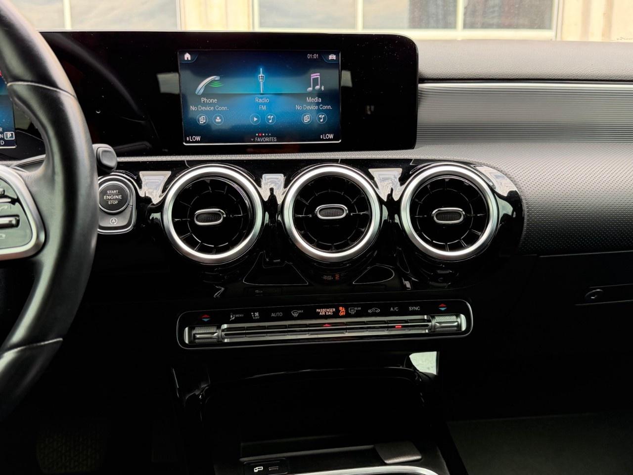 2021 Mercedes-Benz A-Class A 220 4MATIC Sedan Photo