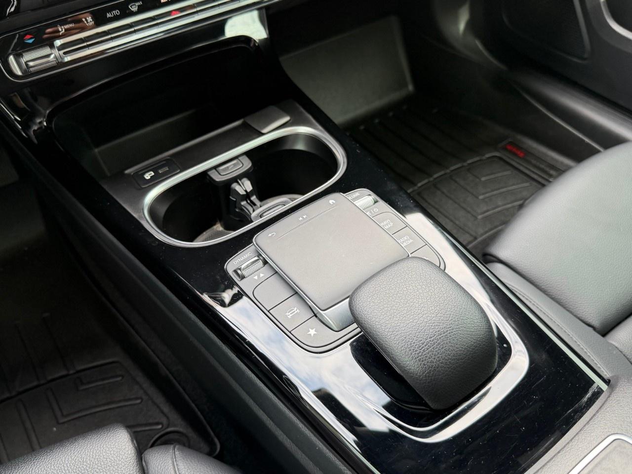 2021 Mercedes-Benz A-Class A 220 4MATIC Sedan Photo