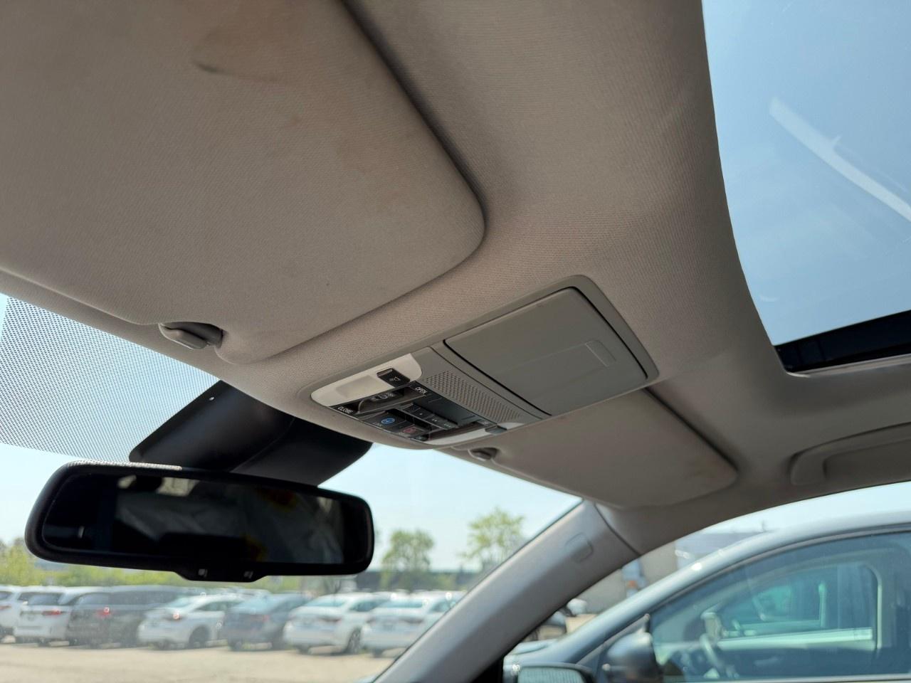 2015 Acura MDX SH-AWD with Navigation Package Photo