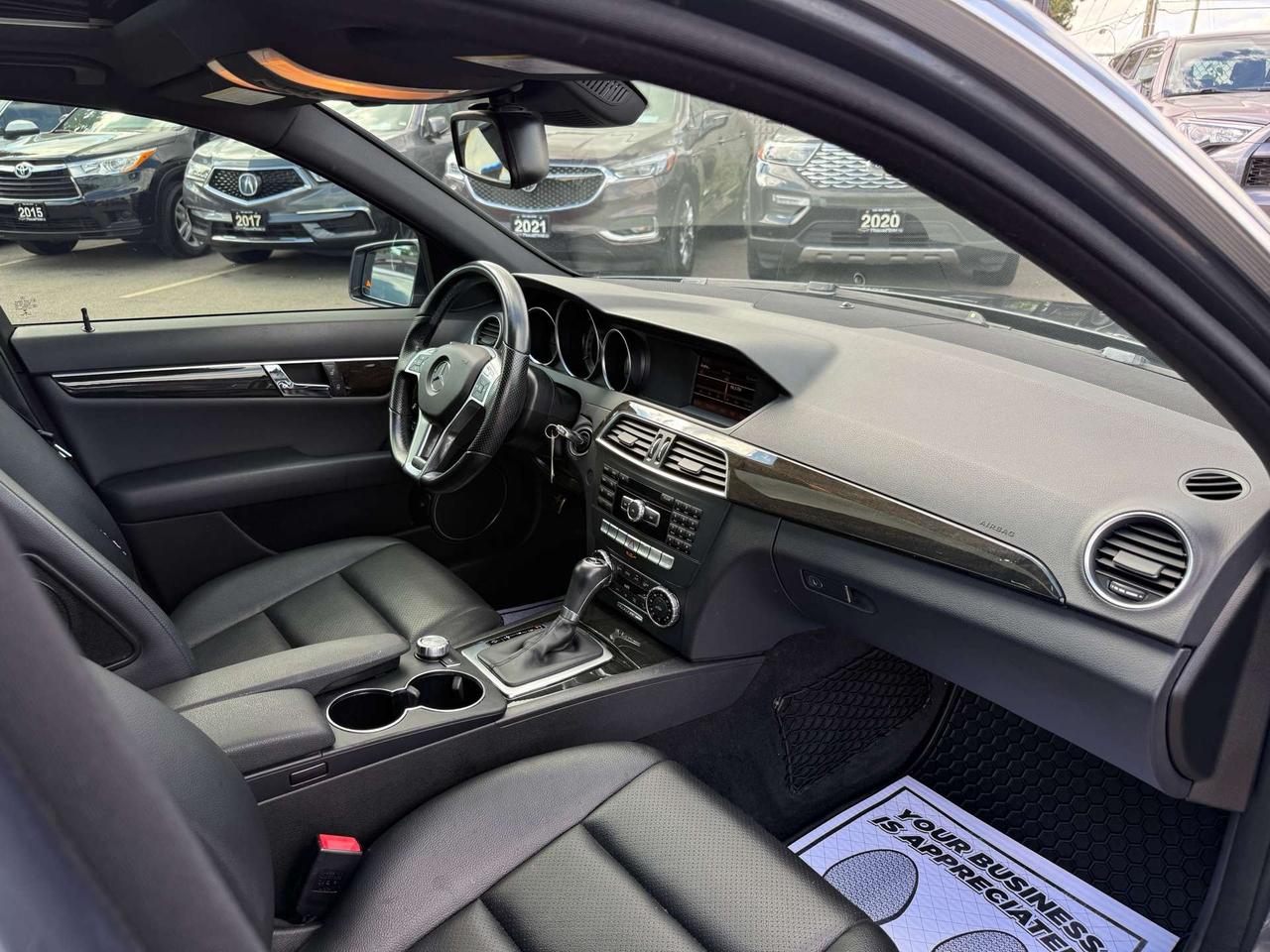 2014 Mercedes-Benz C-Class C 300 4MATIC  ACCIDENT FREE 1-OWNER NEW BRAKES FULL HISTORY MINT Photo
