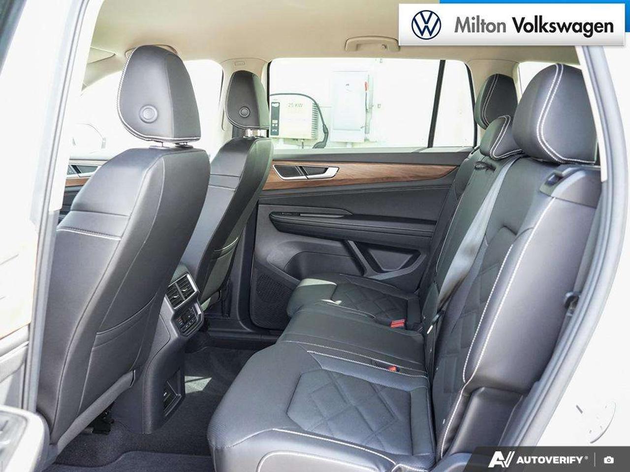 2026 Volkswagen Atlas Comfortline 2.0 TSI 4MOTION Photo