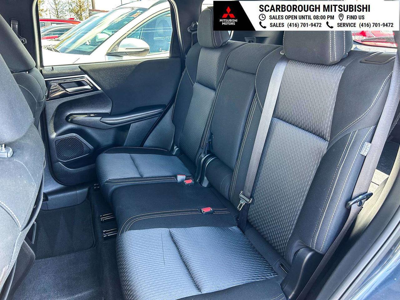 2024 Mitsubishi Outlander ES, Auto, blue tooth, blind spot, rear camera Photo