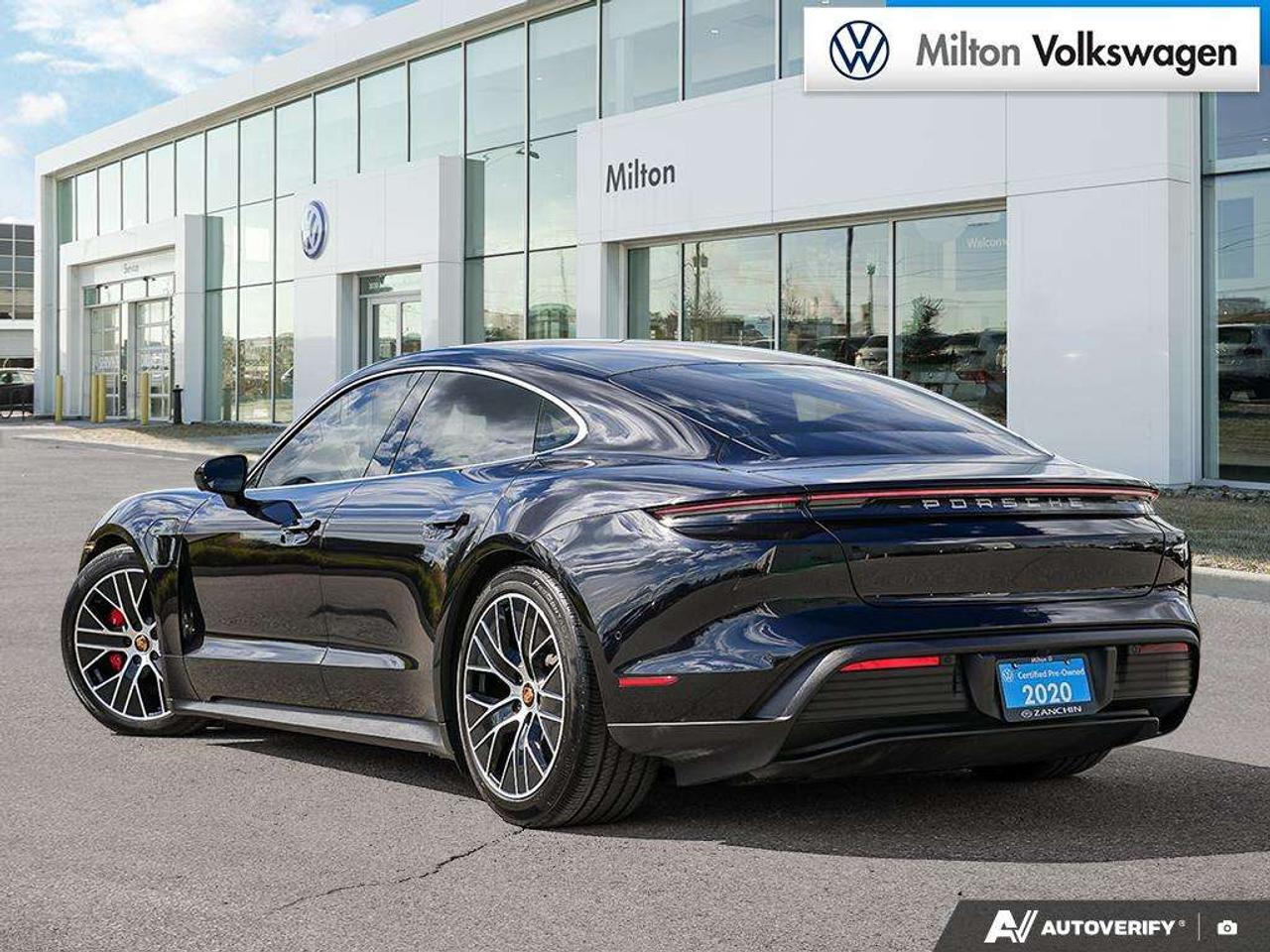 2020 Porsche Taycan 4S Photo