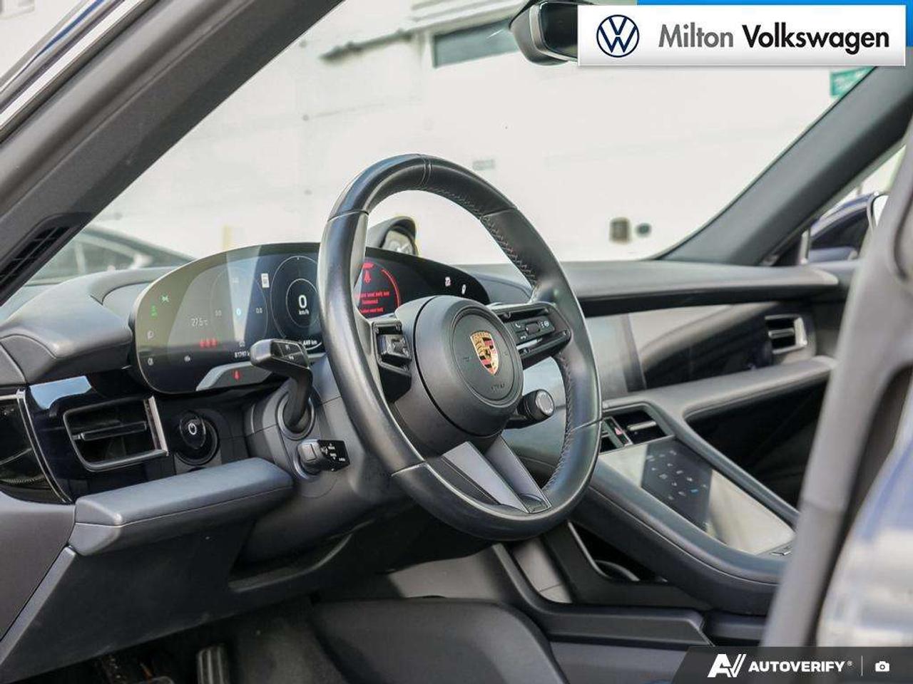 2020 Porsche Taycan 4S Photo