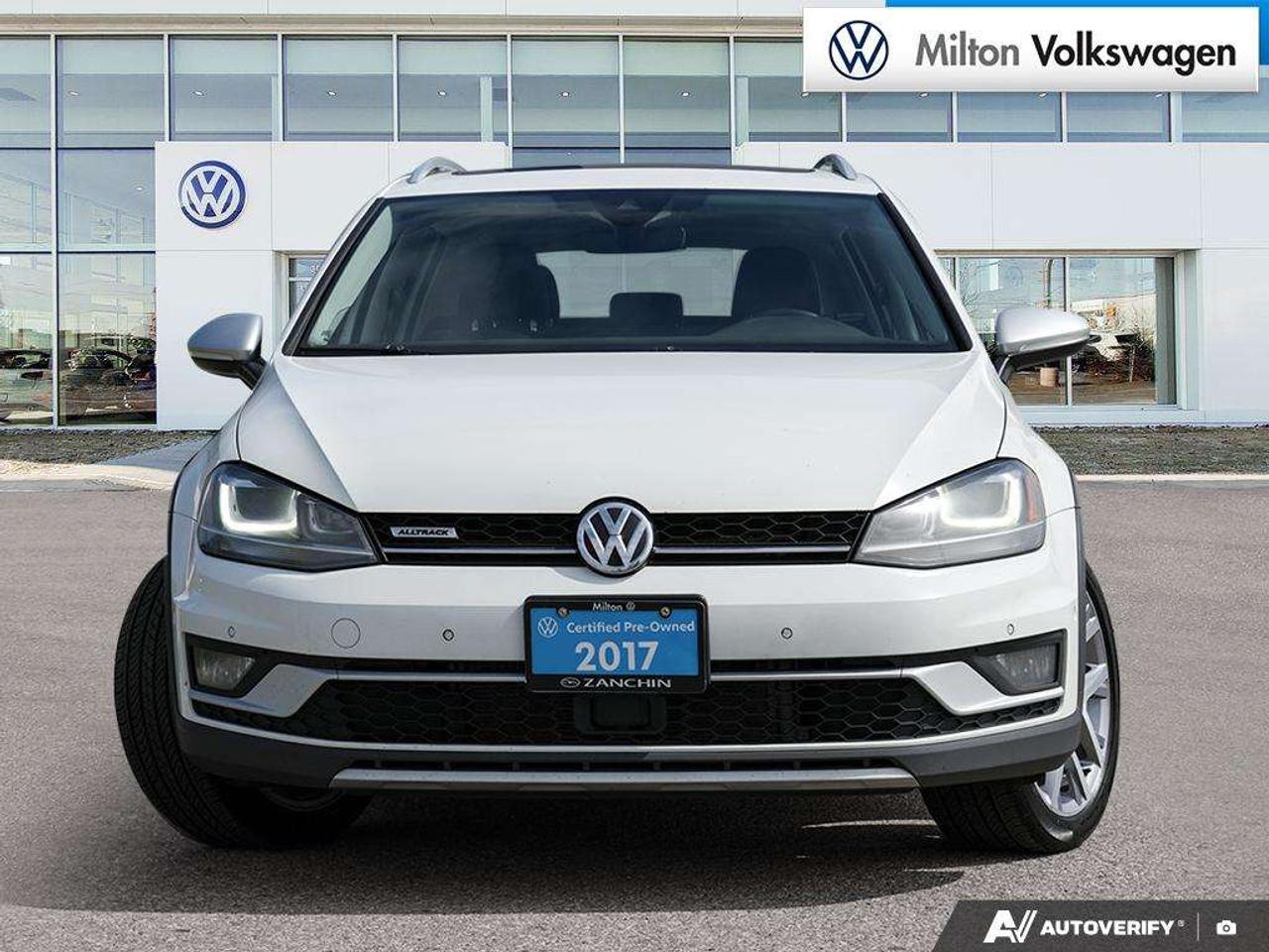 2017 Volkswagen Golf 1.8T DSG 6sp at w/Tip 4MOTION Photo5