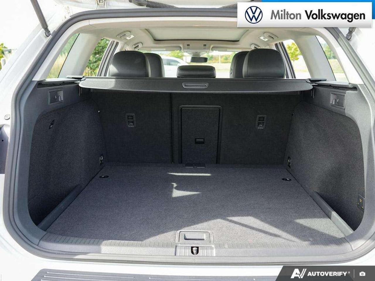 2017 Volkswagen Golf 1.8T DSG 6sp at w/Tip 4MOTION Photo