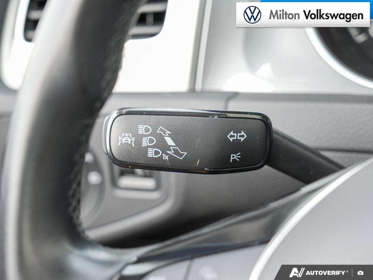 2017 Volkswagen Golf 1.8T DSG 6sp at w/Tip 4MOTION Photo