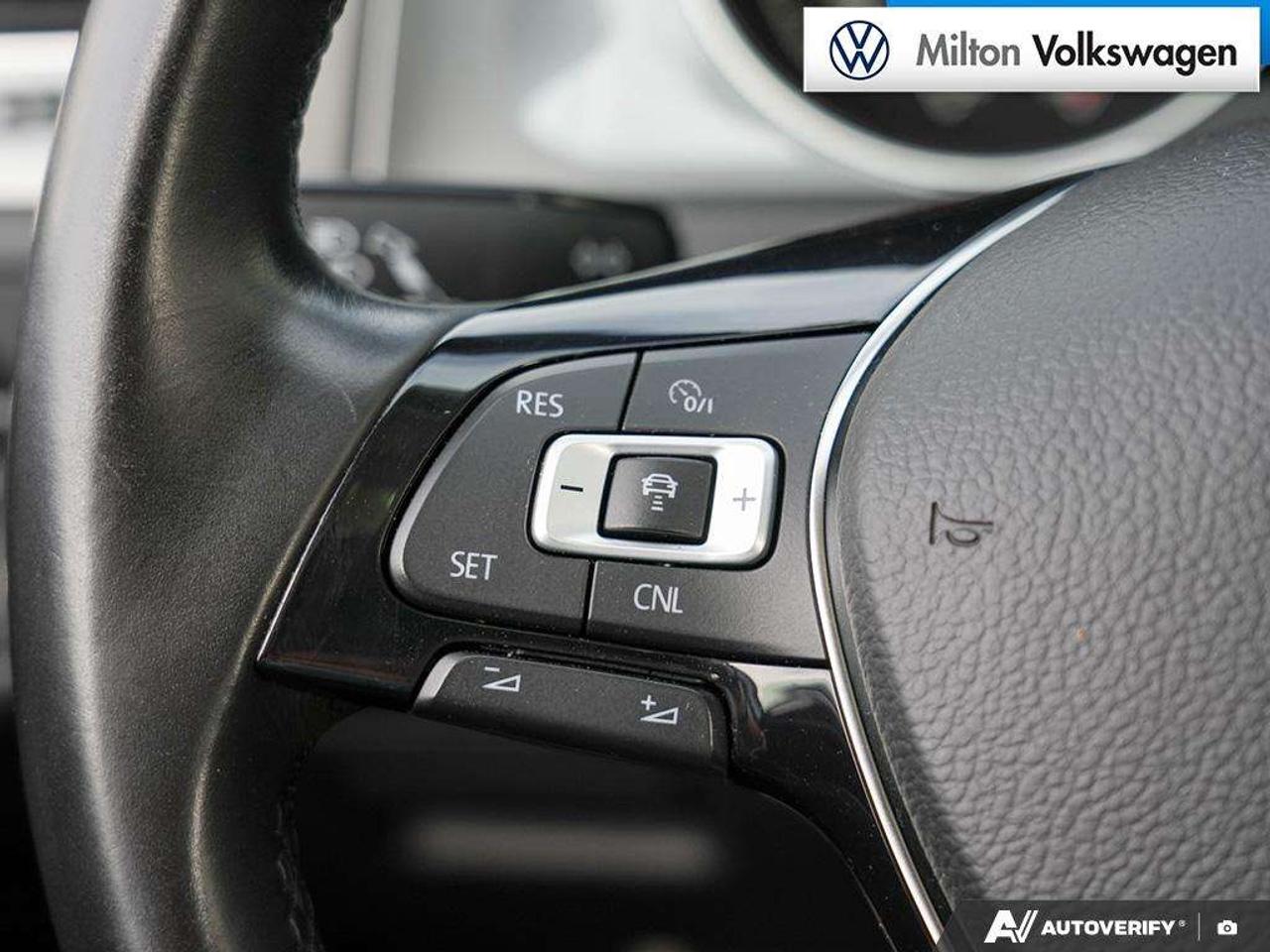 2017 Volkswagen Golf 1.8T DSG 6sp at w/Tip 4MOTION Photo