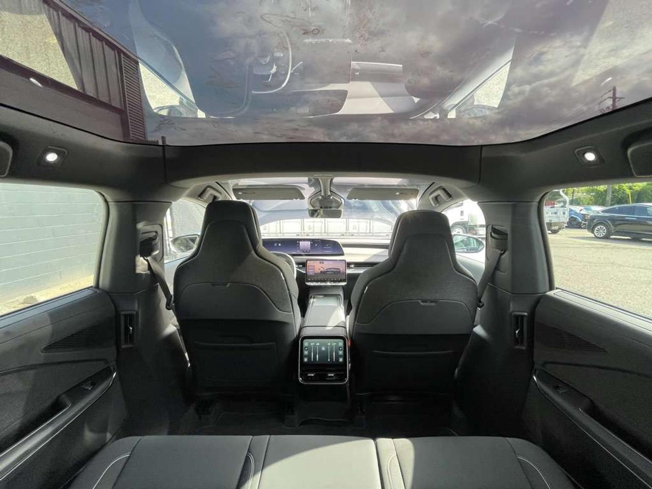 2026 Lucid Gravity Grand Touring   700+ KM of EPA Range! NO LUX TAX! Photo