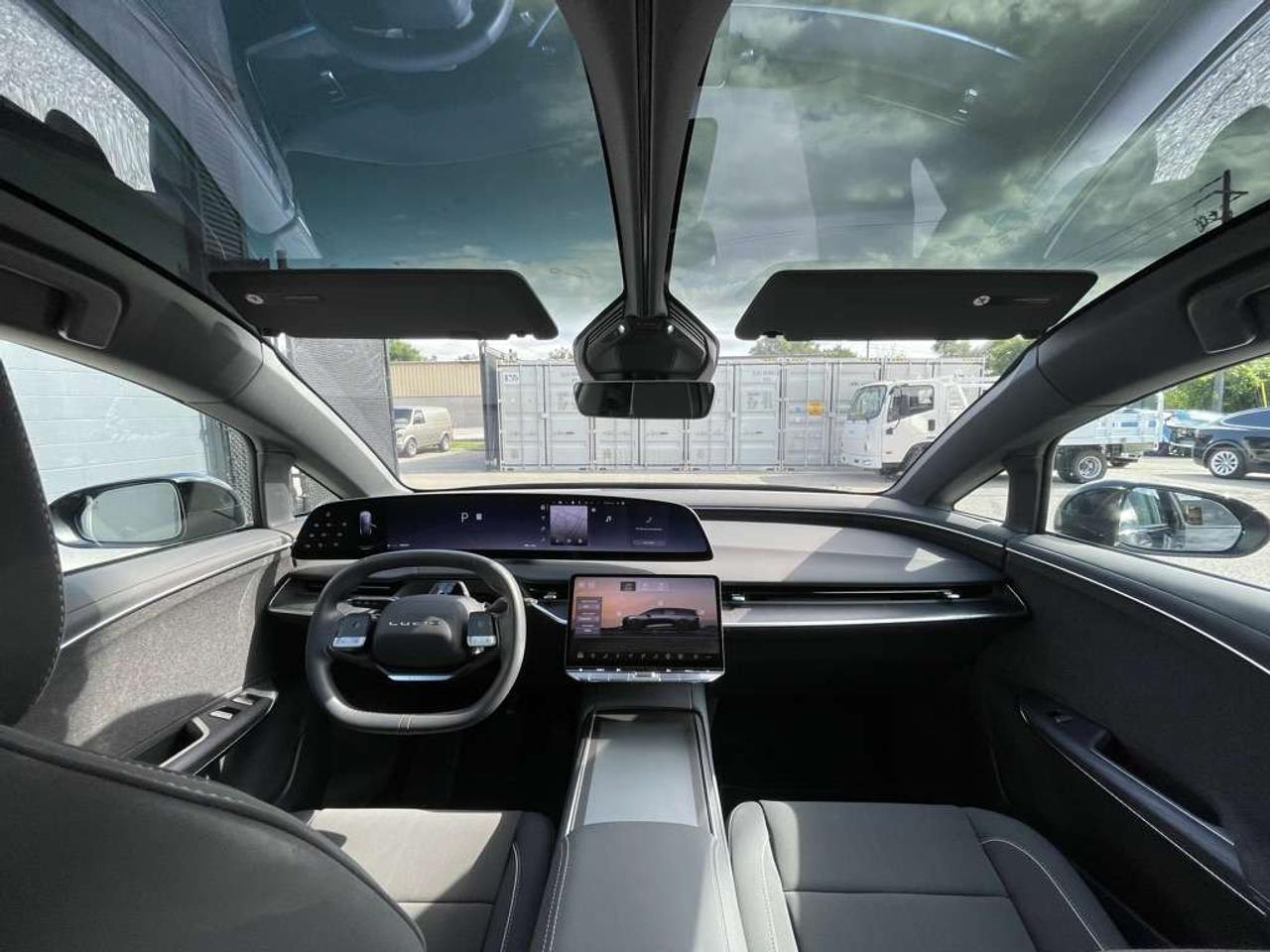 2026 Lucid Gravity Grand Touring   700+ KM of EPA Range! NO LUX TAX! Photo