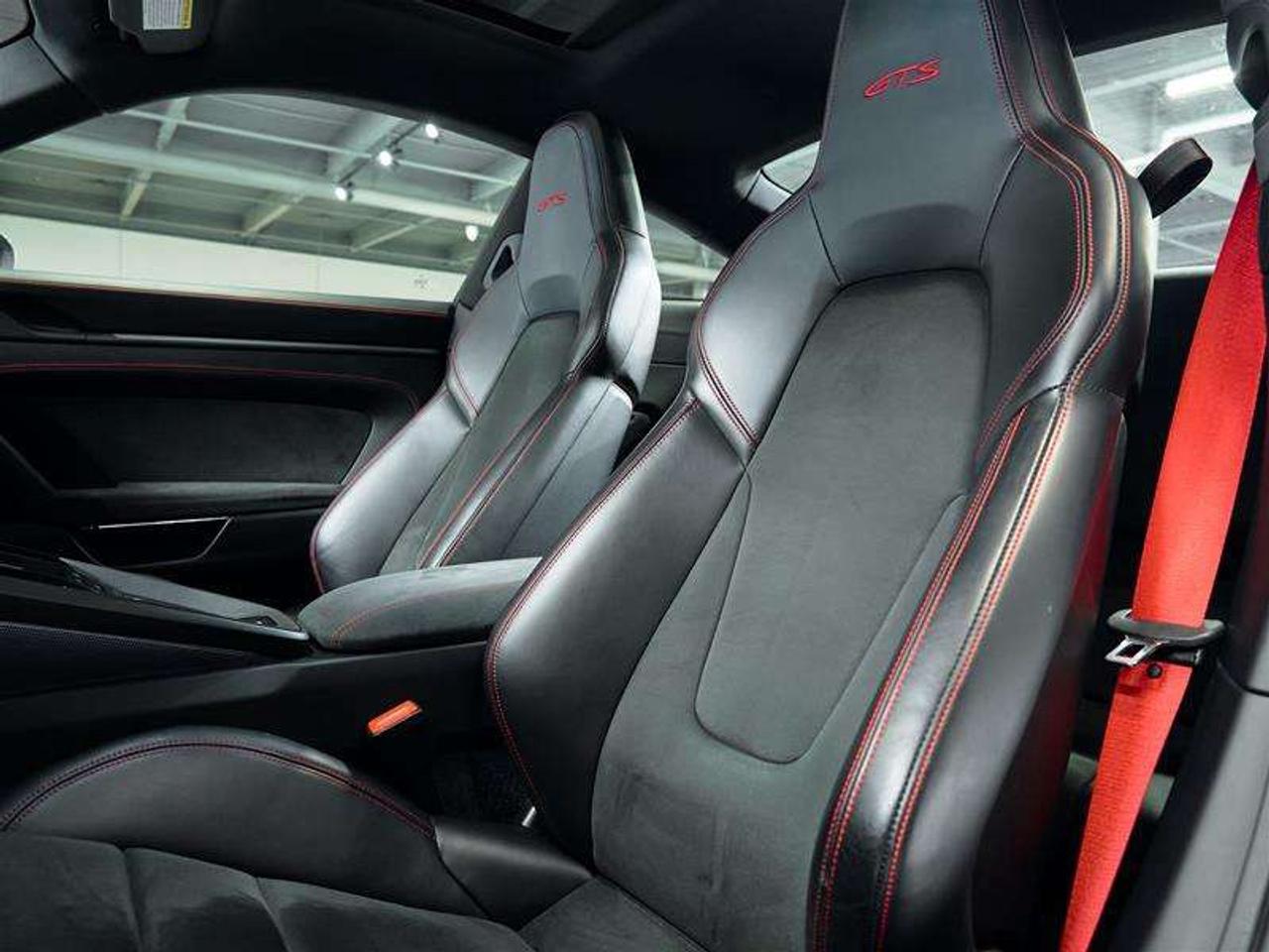 2023 Porsche 911 Carrera 4 GTS Coupe Photo