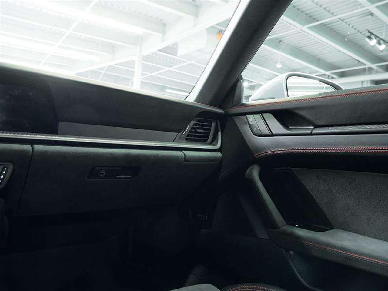 2023 Porsche 911 Carrera 4 GTS Coupe Photo