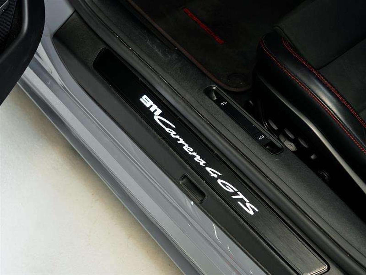 2023 Porsche 911 Carrera 4 GTS Coupe Photo